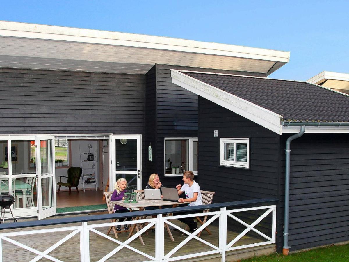 4 Person Holiday Home In Gudhjem Camera foto